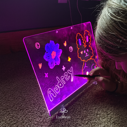 GlowPad™ - Schaffe magische Erinnerungen mit jeder Zeichnung