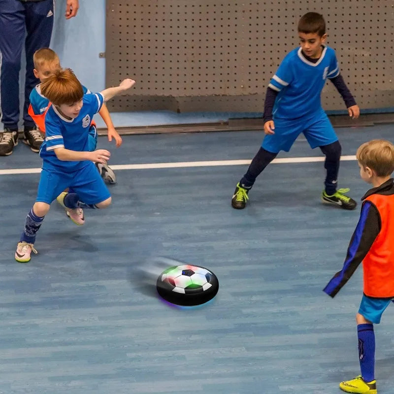 KickGlide™ - Fußballspaß für drinnen – bei jedem Wetter